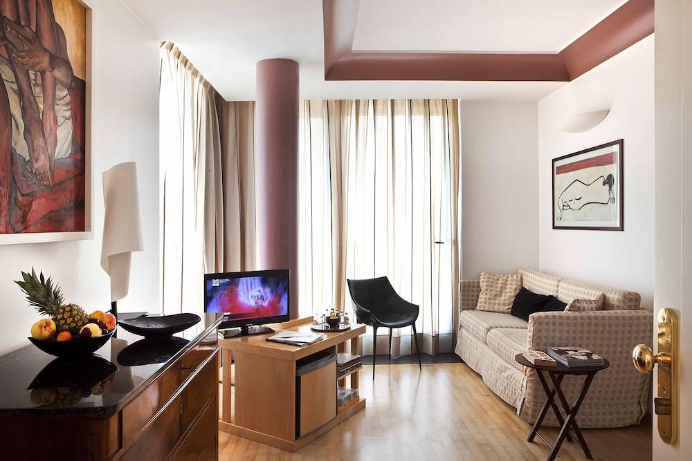 Renewed Hotel Plaza Opéra Palermo Buitenkant foto